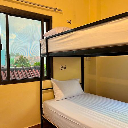 Easy Go Backpacker Hostel Ванг-Виенг Экстерьер фото
