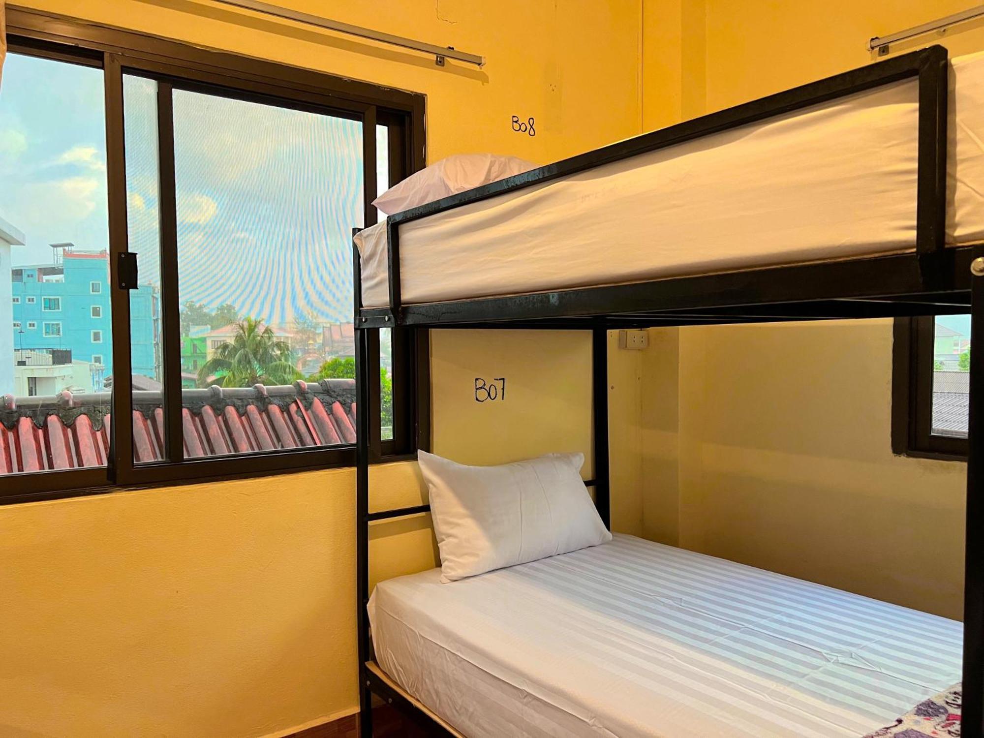 Easy Go Backpacker Hostel Ванг-Виенг Экстерьер фото