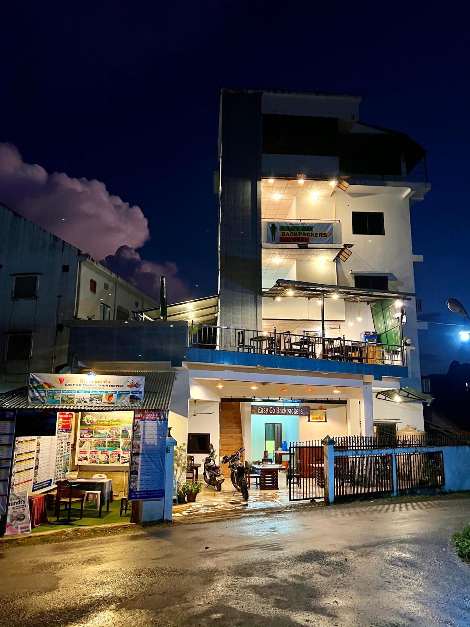 Easy Go Backpacker Hostel Ванг-Виенг Экстерьер фото