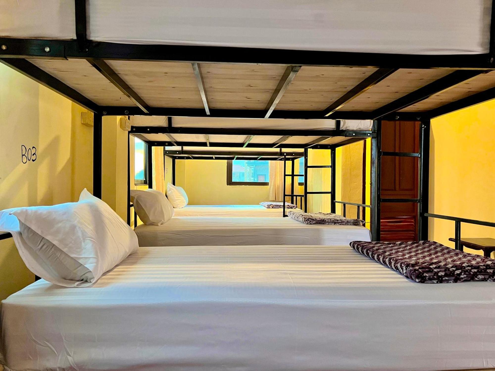 Easy Go Backpacker Hostel Ванг-Виенг Экстерьер фото